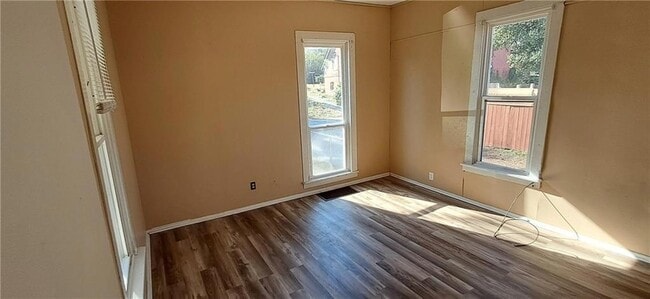 Photo - 1515 Felix St Unit 1515