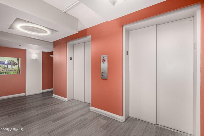 Photo - 535 W Thomas Rd