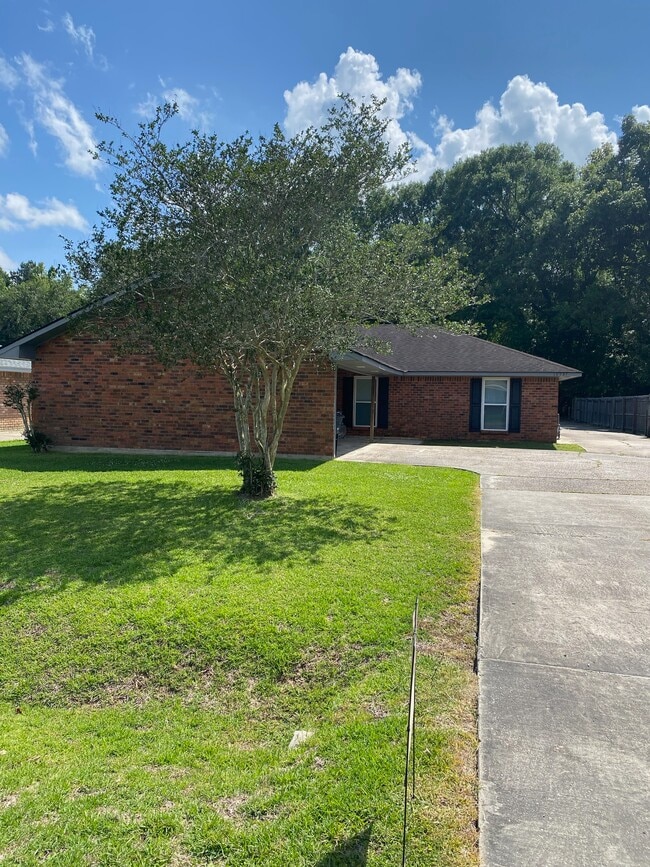 Photo - 10937 Carmel Dr