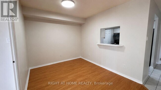 Photo - 265 Enfield Pl Unité 511
