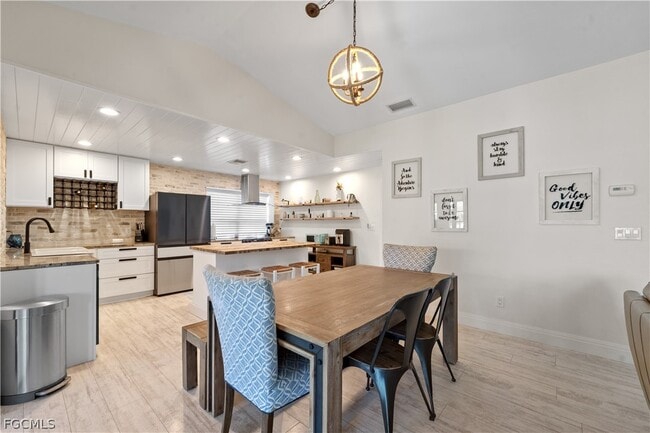 Photo - 9802 Wildginger Dr