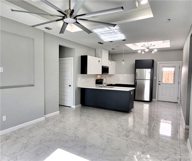 Photo - 11 East St Unit 3