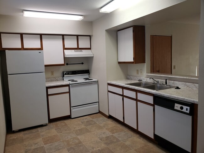 Photo - Hickory Point Apartments