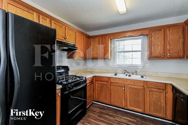 Photo - 7795 Poppy Dr