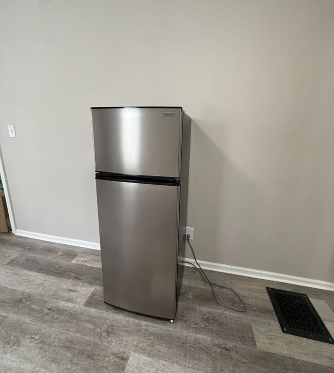 Photo - Must see studio apartment