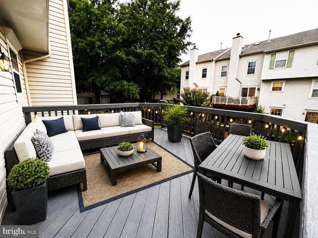 Photo - 9016 Lake Largo Dr