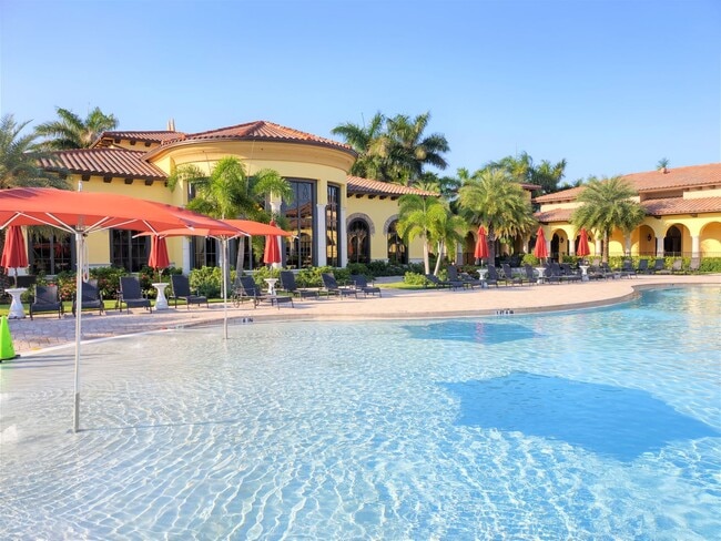 Photo - Seasonal Short-Term Ground-Floor Coach Home located in Gran Paradiso!