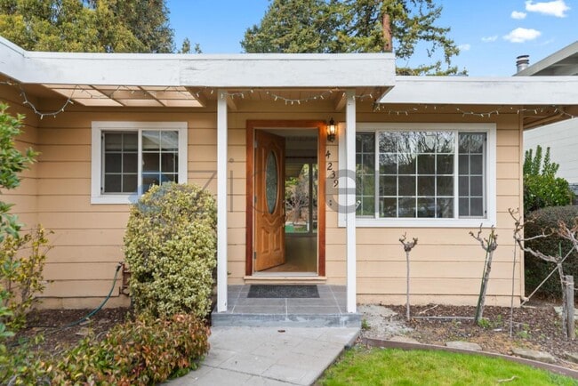 Photo - 4239 Ruthelma Ave