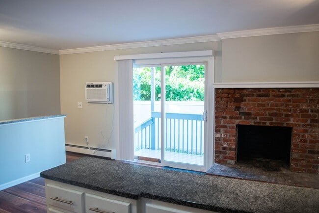 Photo - 678 Savin Ave Unit 2C