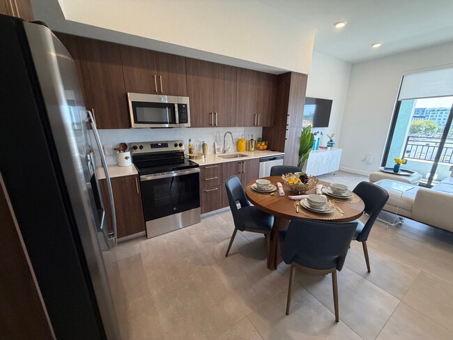 Photo - 1851 Fillmore St Unit B