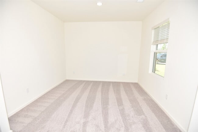 Photo - 21650 Cottage Ln