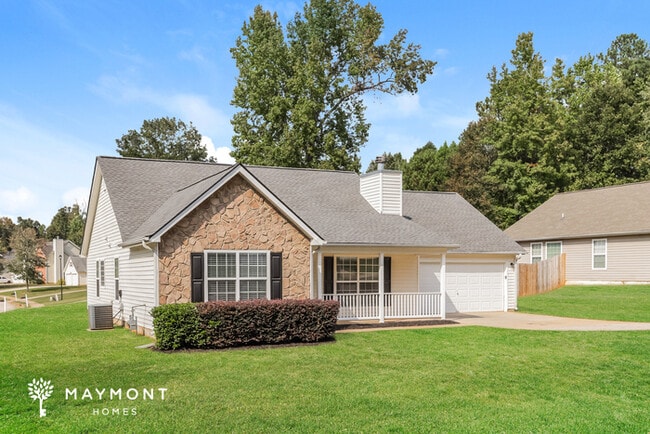 Photo - 1001 Adie Cove House