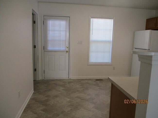 Photo - 279 Southaven Ct