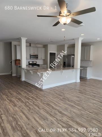 Photo - 680 Barneswyck Dr