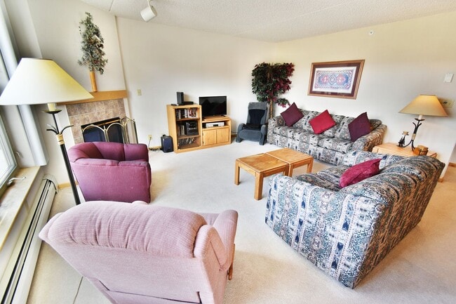 Photo - Long Term Rental- Towers at Lakepoint #208 Unit 208