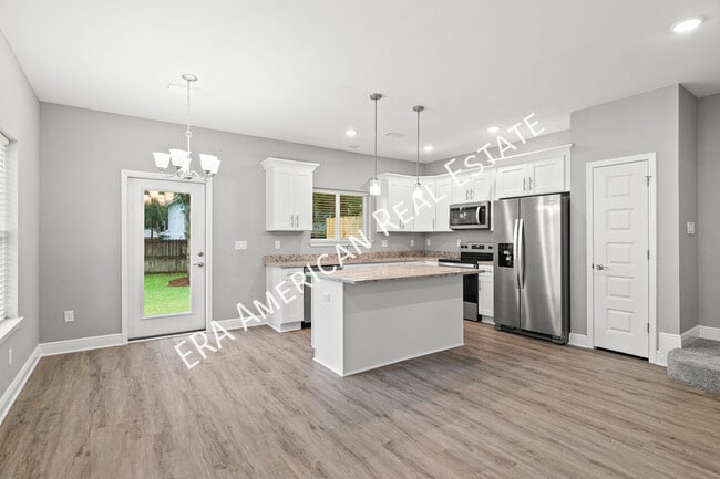 Photo - 406 Walters Cir