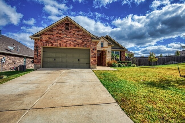Building Photo - 912 Farm Path