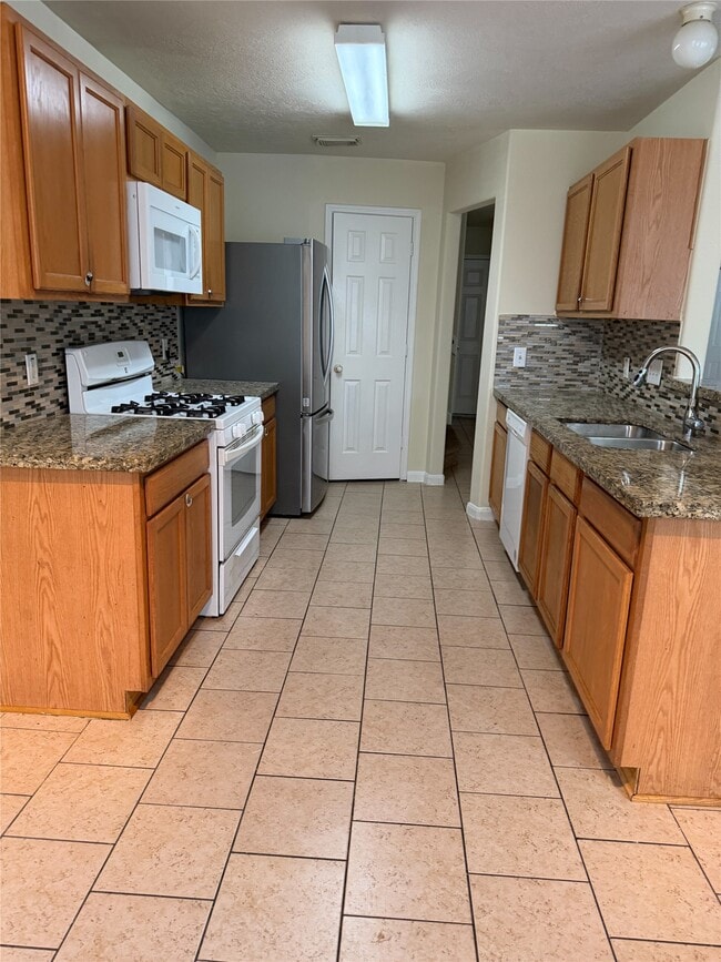 Photo - 7822 Winding Creek View