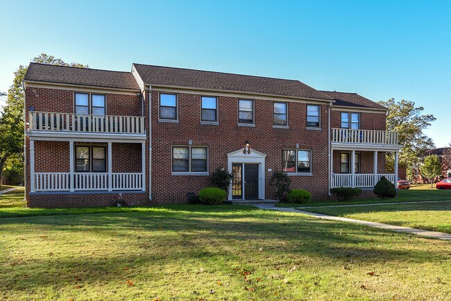 Photo - Pine Valley Court