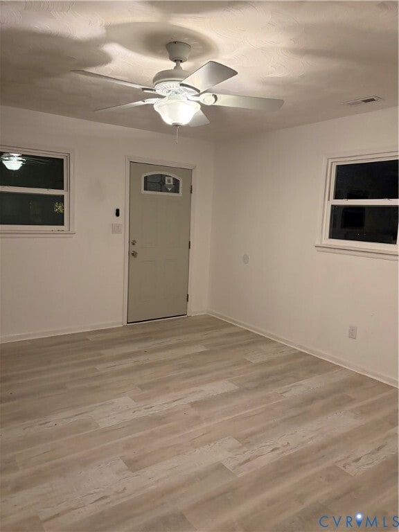 Photo - 221 W Kelly Ave