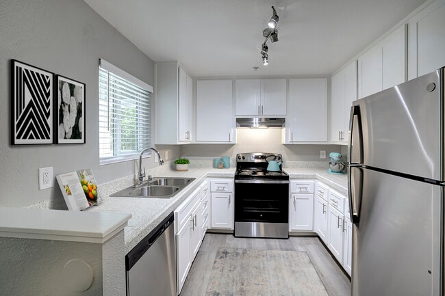 Photo - The Brookside Apartments