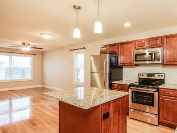 The Hills at River View - The Hills at River View Townhomes