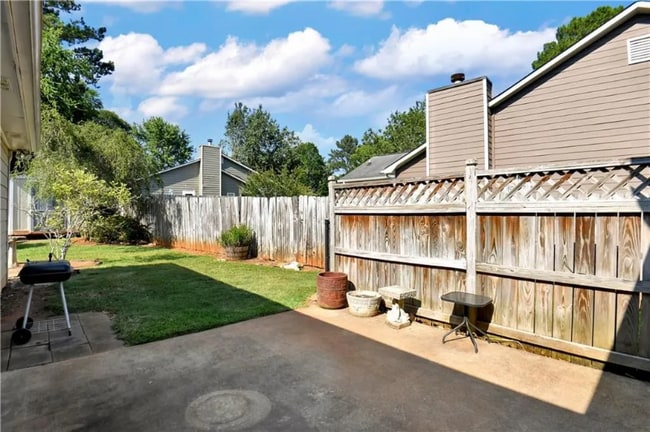 127 Lauren Ln