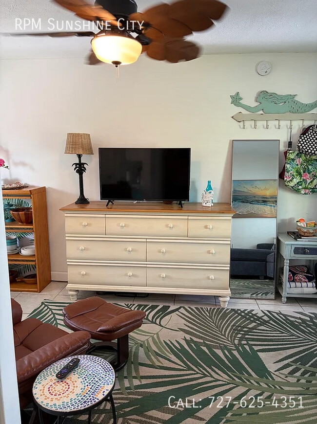 Photo - 521 71st Ave