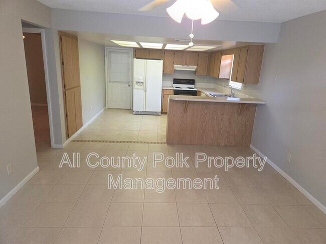 Photo - 4938 Malibu Ct