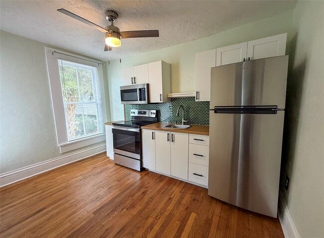 Photo - 123 NE 8th St