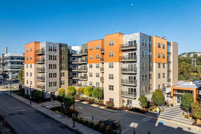 Building Photo - The Yards at 3 Crossings