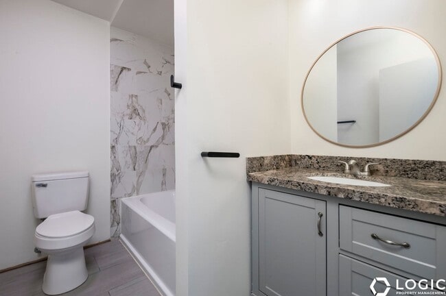 Photo - Stunning Townhome in Amazing Location!!