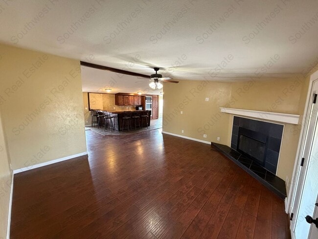 Photo - Country home with 3 bedroom 2 bathrooms