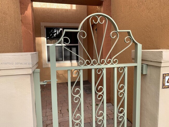 Photo - 4926 Leeward Ln Unidad 3602