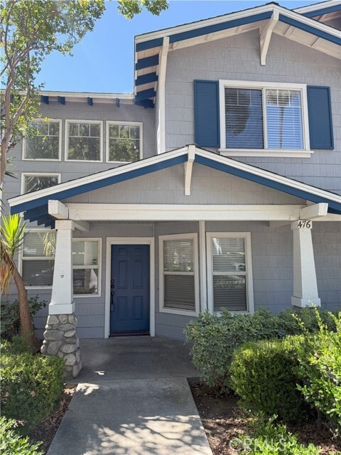 Photo - 476 E Center St Townhome
