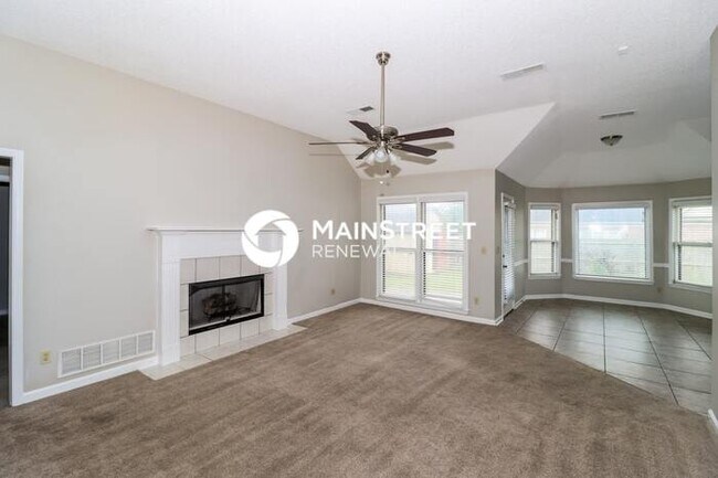 4 Bedroom Pet-Friendly Home in Cordova, TN with Main Street Renewal
