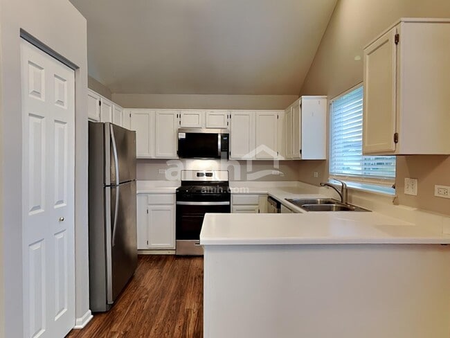 Photo - 495 W Camden Ln