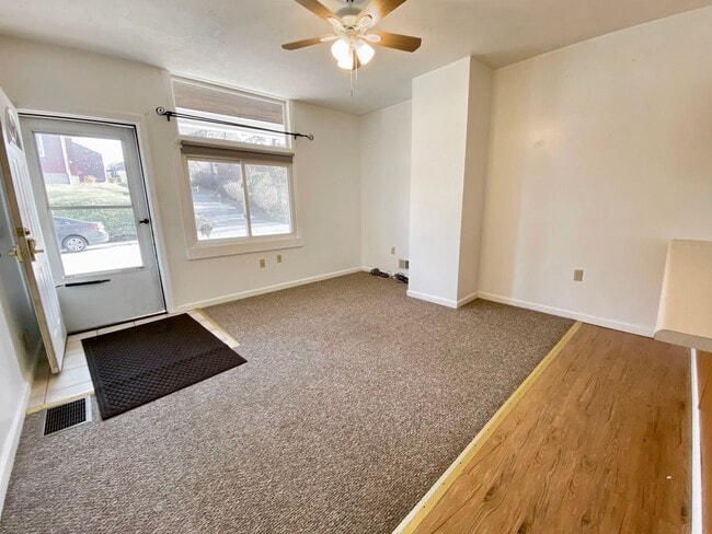 Photo - 421 Kirk Ave Unidad 1