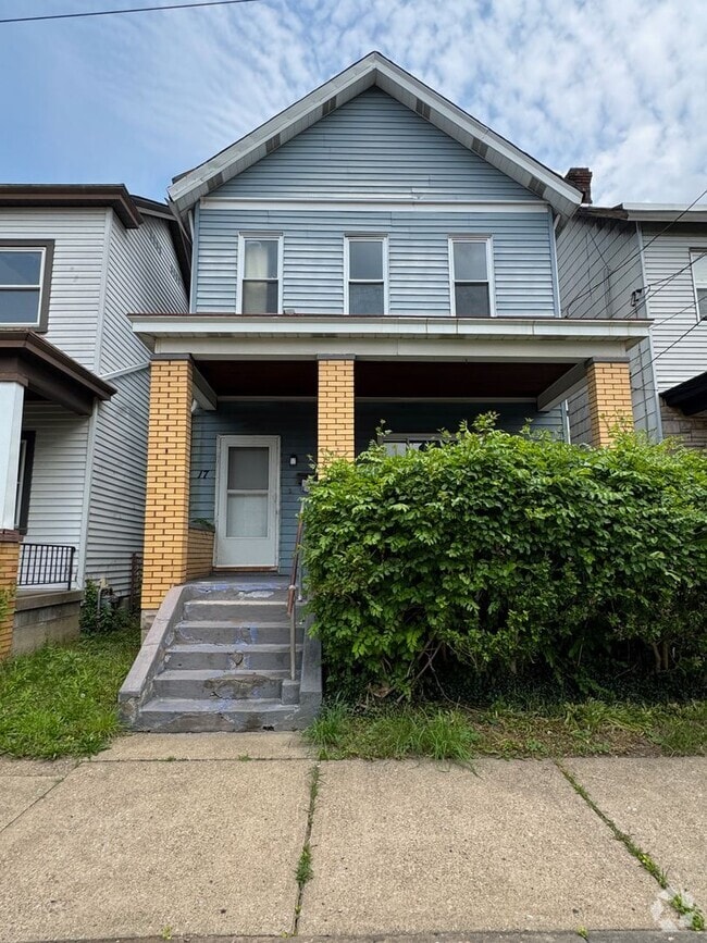 Building Photo - 3 Bedroom 1 Bath Minutes Away from the City! Rental