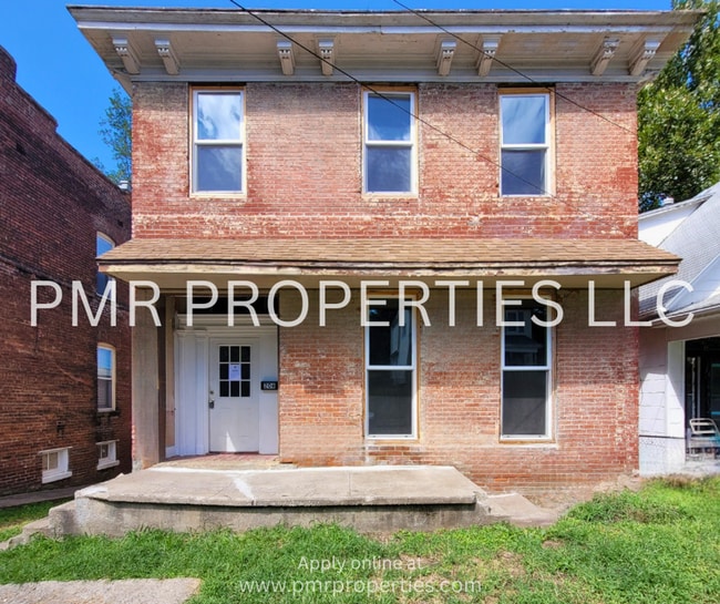 Building Photo - AVAILABLE SOON! 3 Bedrooms/2 Bathroom House