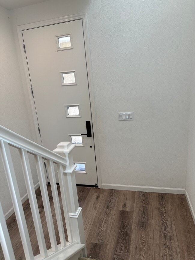 Photo - 5832 Noba Rd