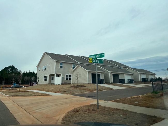 Photo - 15623 Country House St