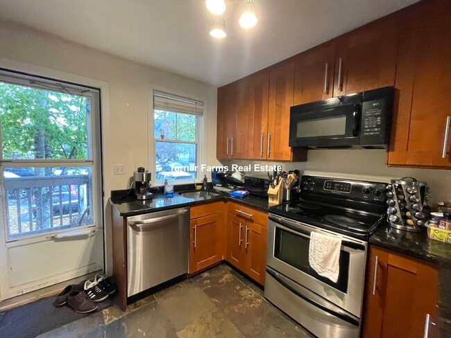 Photo - 1430 Tremont St Unit B