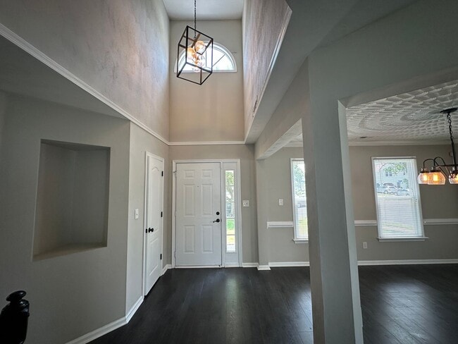 Photo - Call Amanda Tate at (757)289-6810 for more information