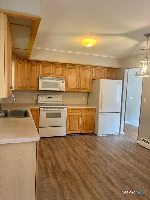 129 Oldham Ave
