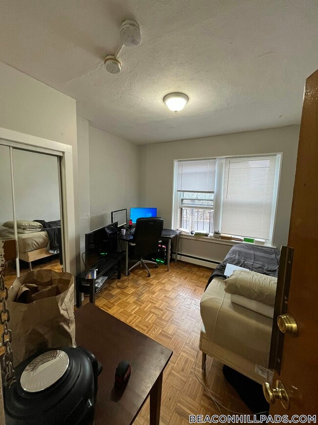 Photo - 40 Anderson St Unit 17