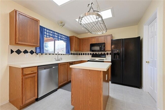 Photo - 102 Presidio Dr