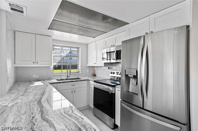 Photo - 666 3rd St S Unit 106