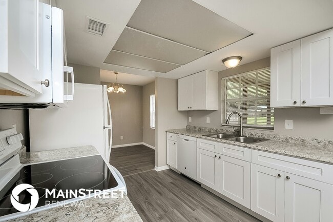 Photo - 1690 Palm Leaf Dr