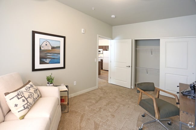 2BR, 2BA, Model - 951 SF